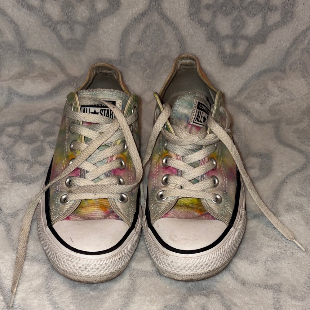 Converse Tie-Dye Sneakers